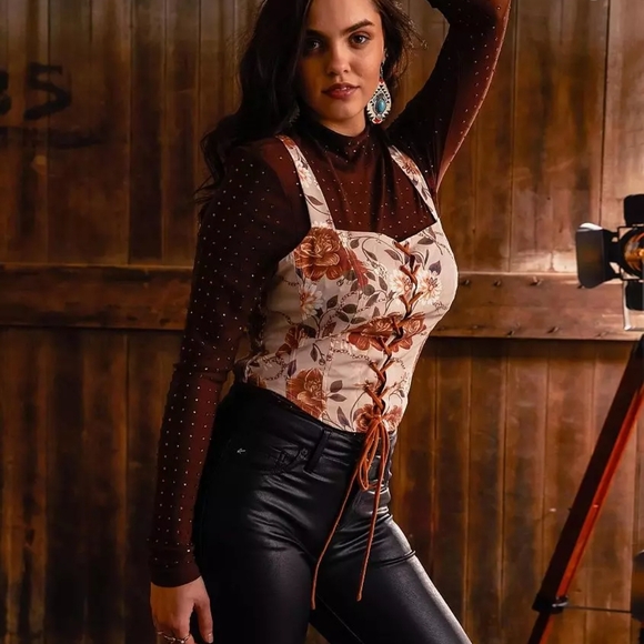 Floral Lace-Up Crop Top - Brown and Cream - Picture 6 of 6